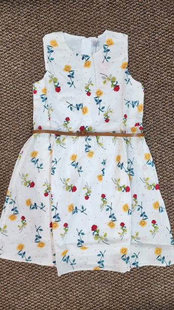 Floral print sleeveless dress with belt